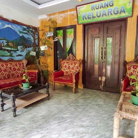 Oyo 90988 Tangkoko Jungle Homestay Rinondoran Exterior foto